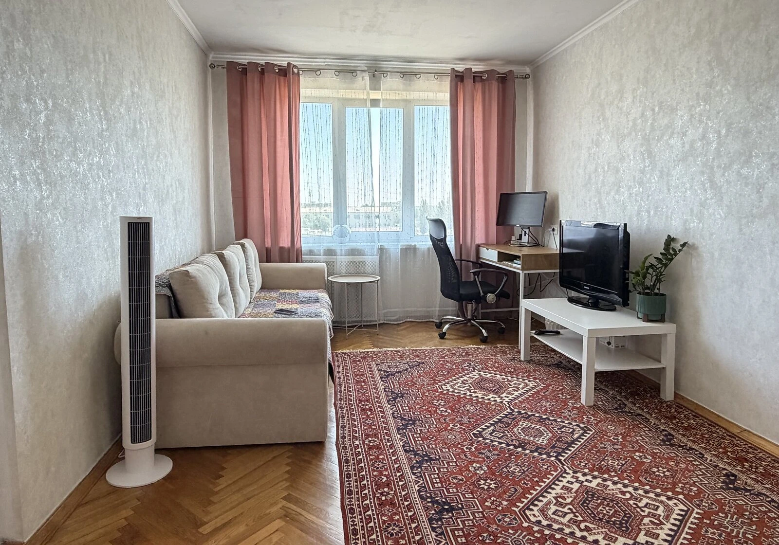 3-кімнатна квартира, Північно-Броварський Масив: метро Чернігівська