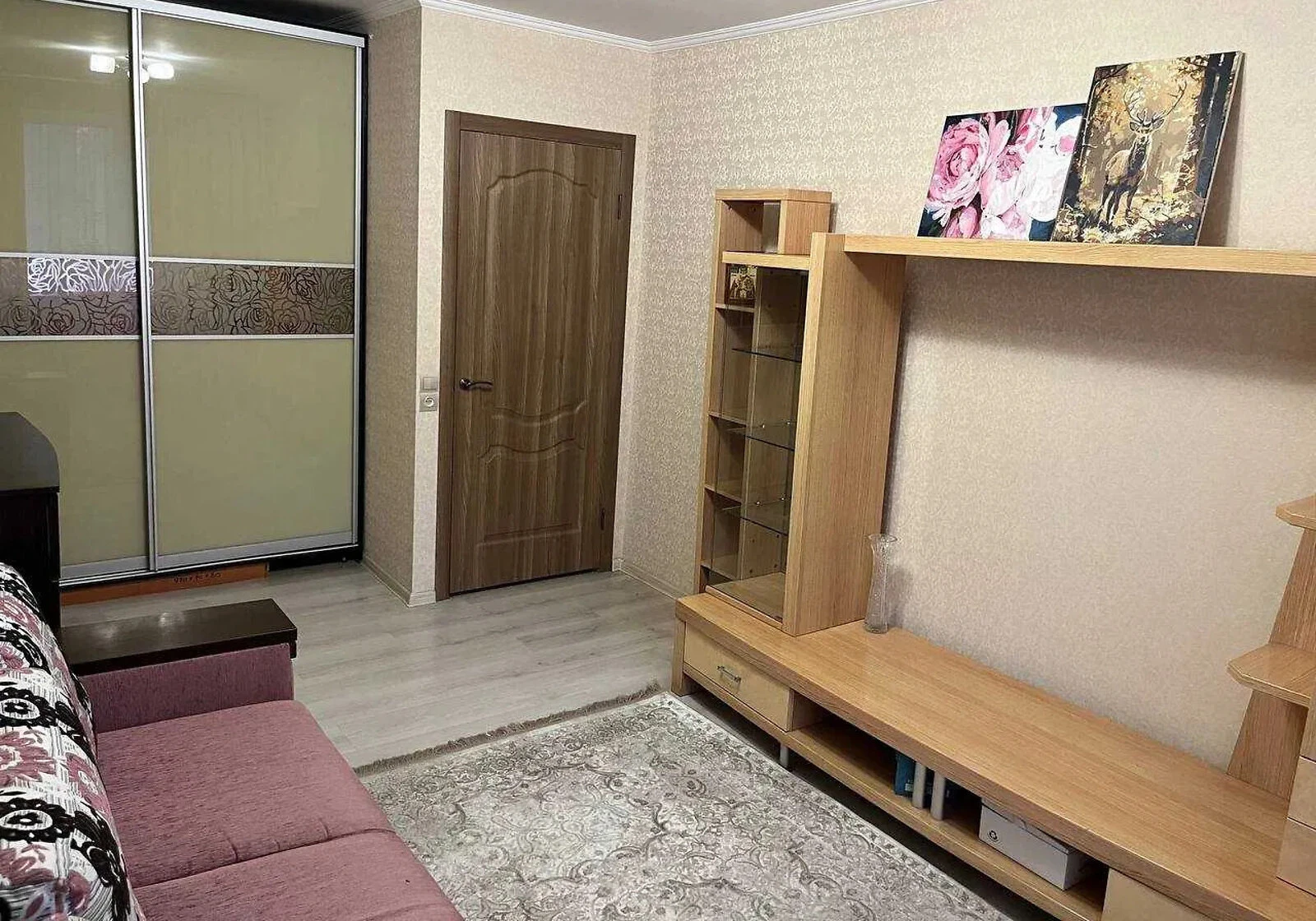 3-комнатная квартира, Березинка: косметический ремонт, балкон, фото 4