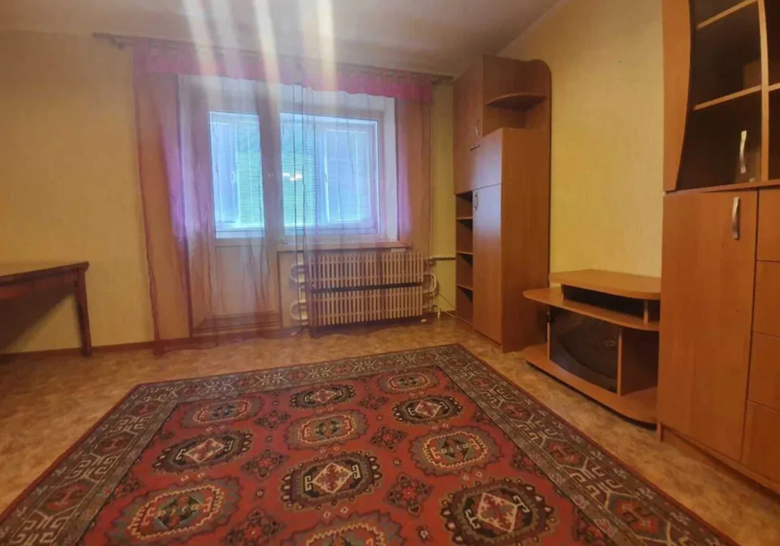 1-кімнатна квартира, Київський: косметичний ремонт, цегляні стіни - фото 2
