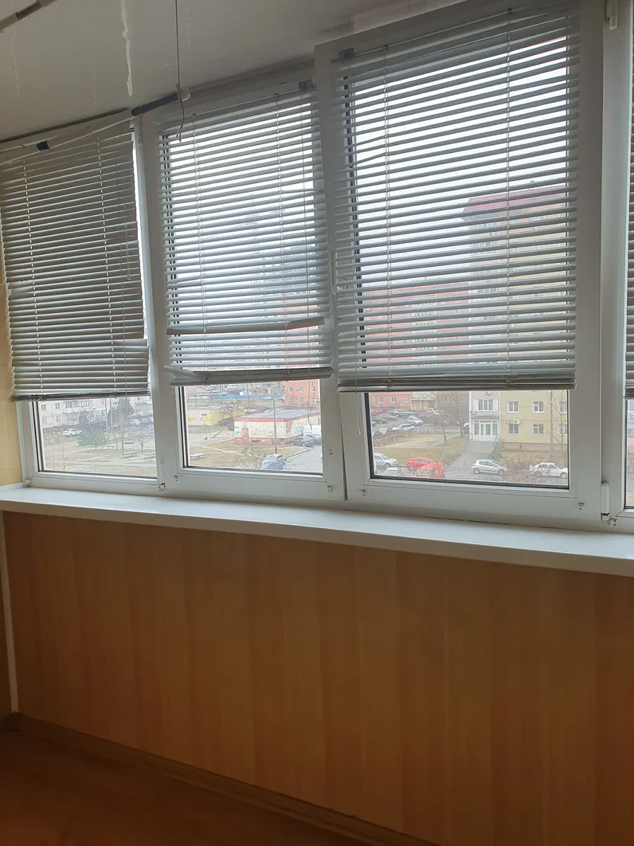 1-кімнатна квартира, Комунарський: чиста, з косметичним ремонтом, фото 4