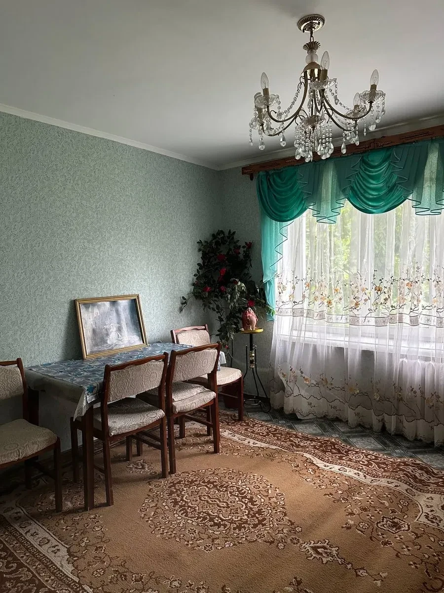 2-кімнатна квартира, Завалля: частково мебльована, тепла взимку, фото 3