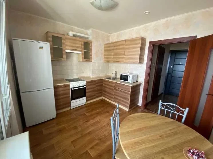 1-кімнатна квартира, Подільський: сучасний ремонт, світло під час блекаутів - фото 3
