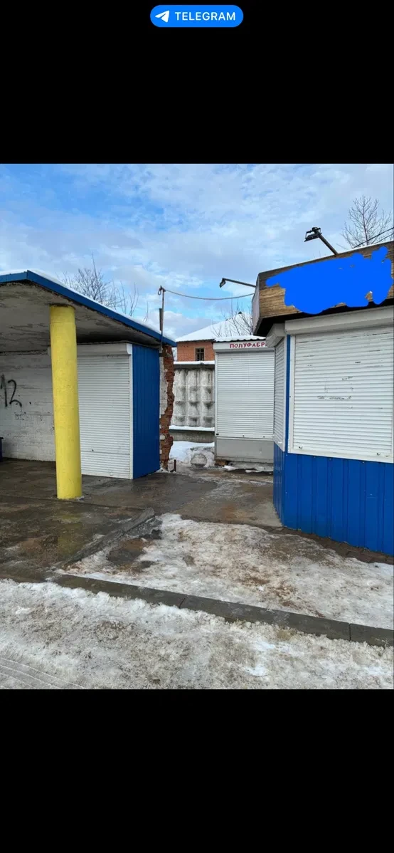 Торговий павільйон, Малиновка: на зупинці біля траси, фото 3