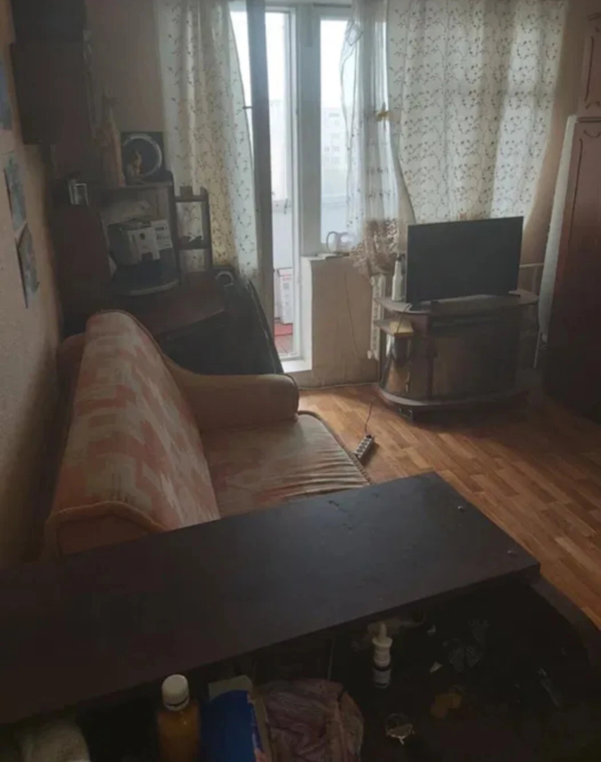 2-комнатная квартира, Старая Дарница: балкон, внутренний двор - фото 1