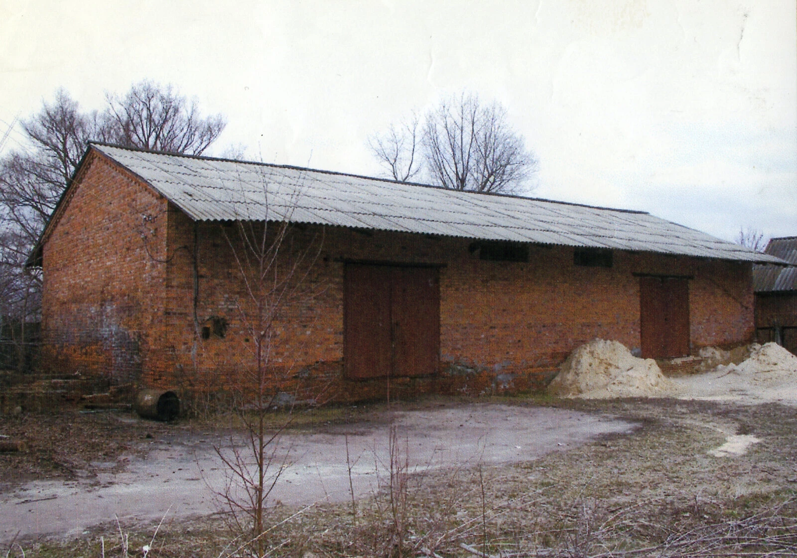 Склад, Корюківка: окрема будівля, ділянка 900 м², вантажний ліфт - фото 2