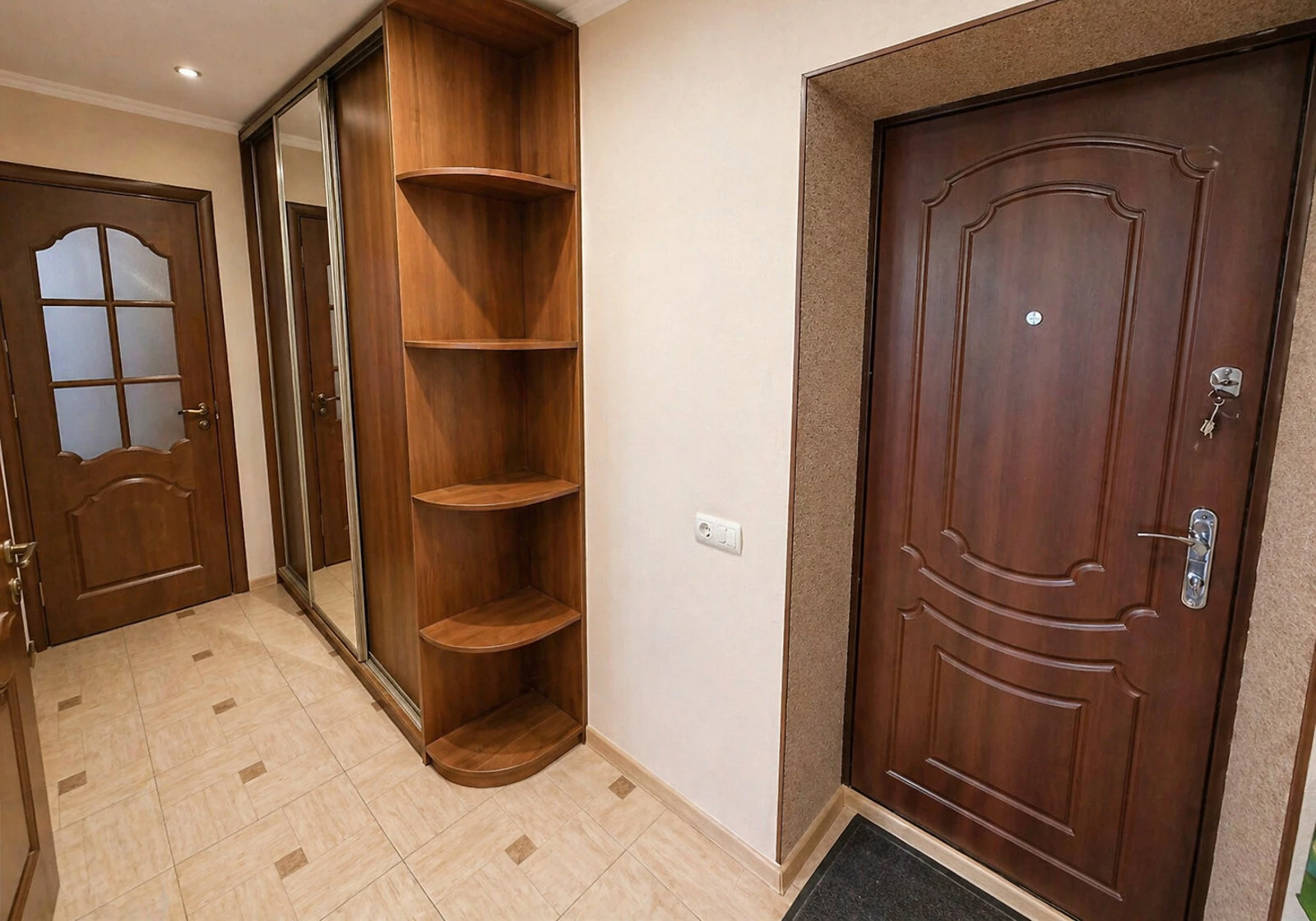 2-кімнатна квартира, Центр: вода, опалення й газ без світла, фото 5