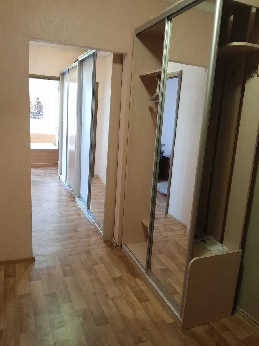2-кімнатна квартира у ЖК Молодіжний квартал: генератор, метро Осокорки - фото 3