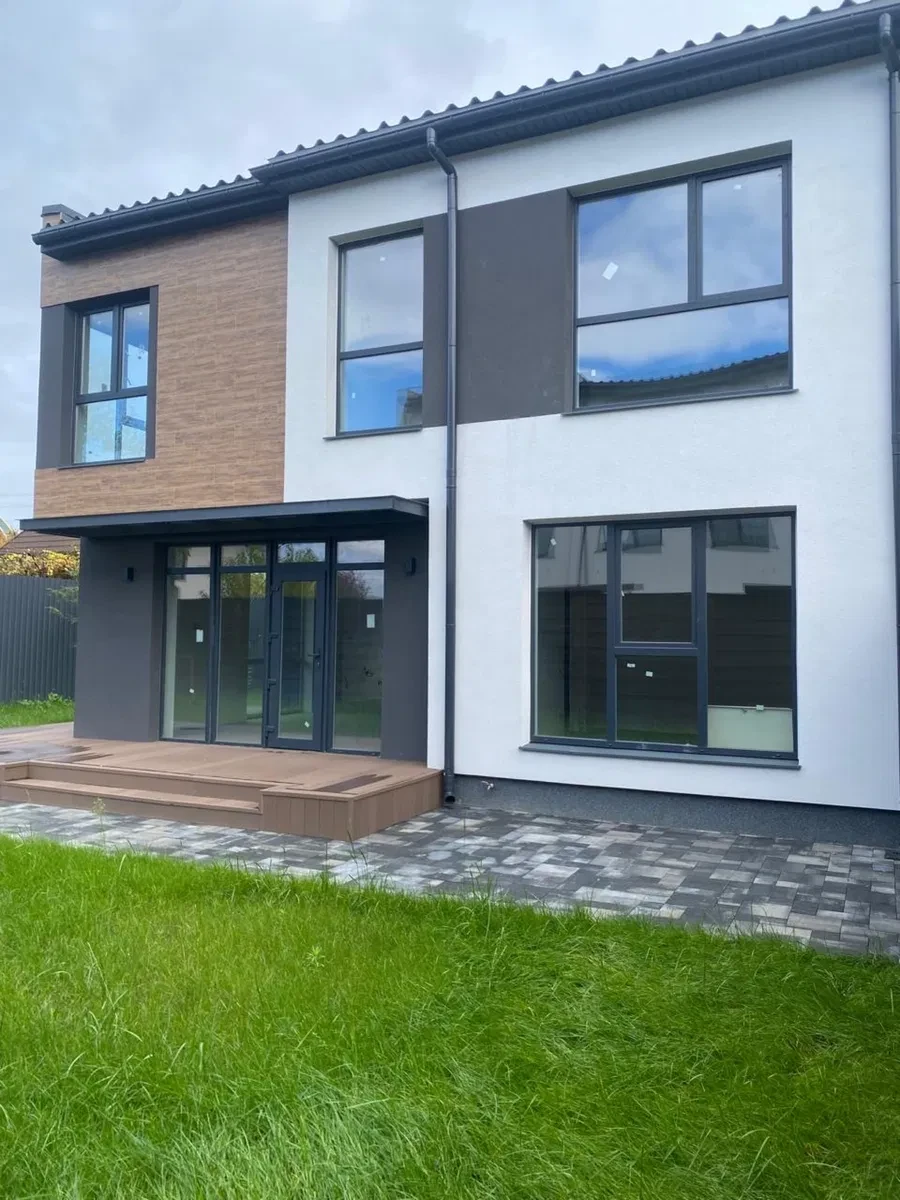 Будинок біля ЖК Osocor Residence: озеро за 40 м, навіс на 2 авто - фото 1