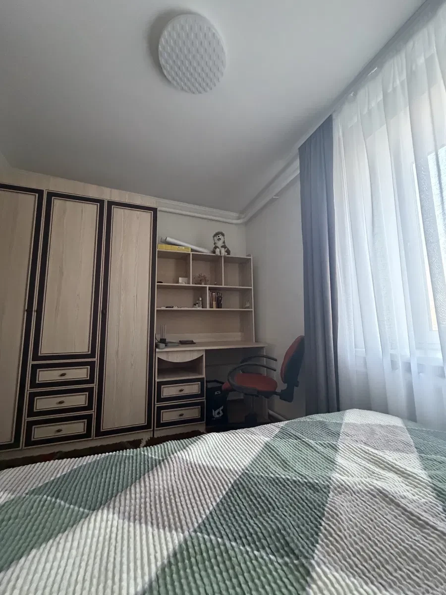 4-комнатная квартира, Романов: собственный гараж, детский сад во дворе, фото 2