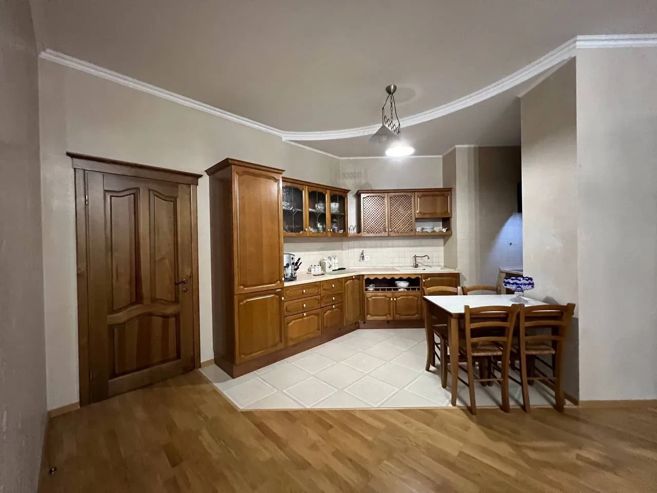 3-кімнатна квартира у ЖК Панорама на Печерську: метро 5 хв, паркінг, фото 3