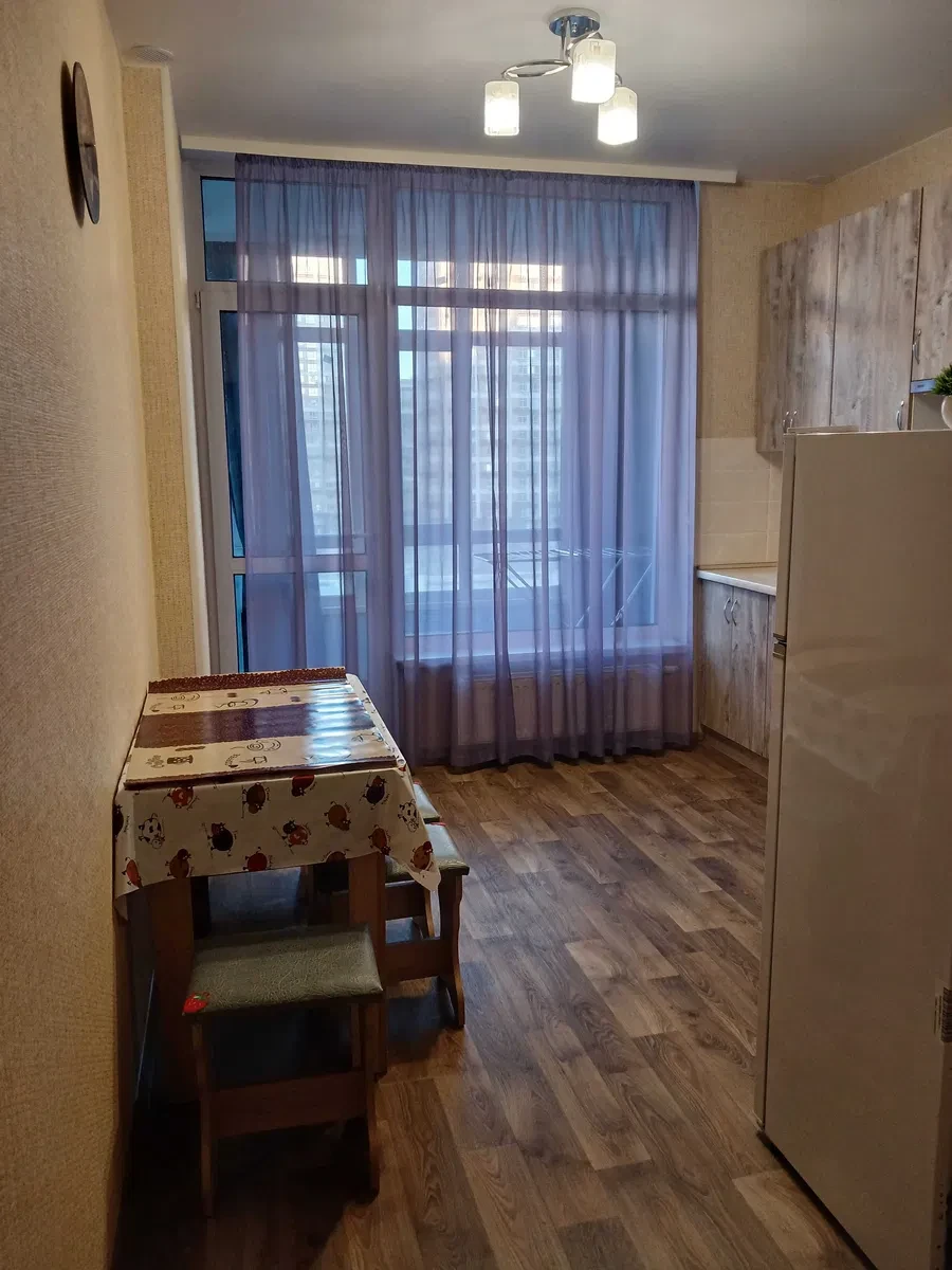 1-кімнатна квартира у ЖК Варшавський: автономне живлення, власна котельня - фото 2
