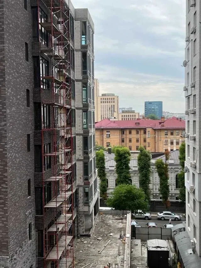 4-комнатная квартира в ЖК Premier Tower: новостройка, паркинг
