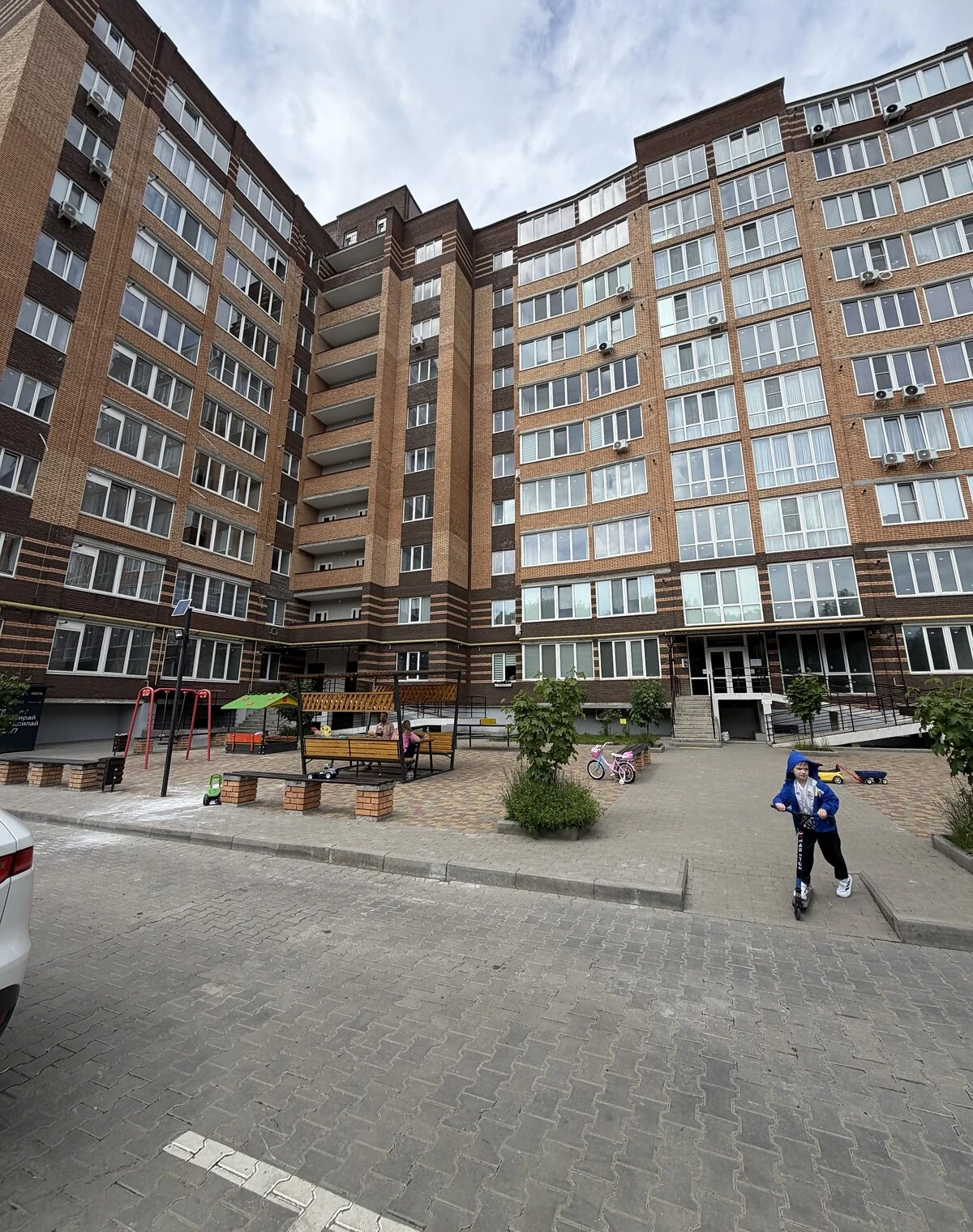 3-кімнатна квартира, Виставка: кухня-студія, будинок 2023 року - фото 3
