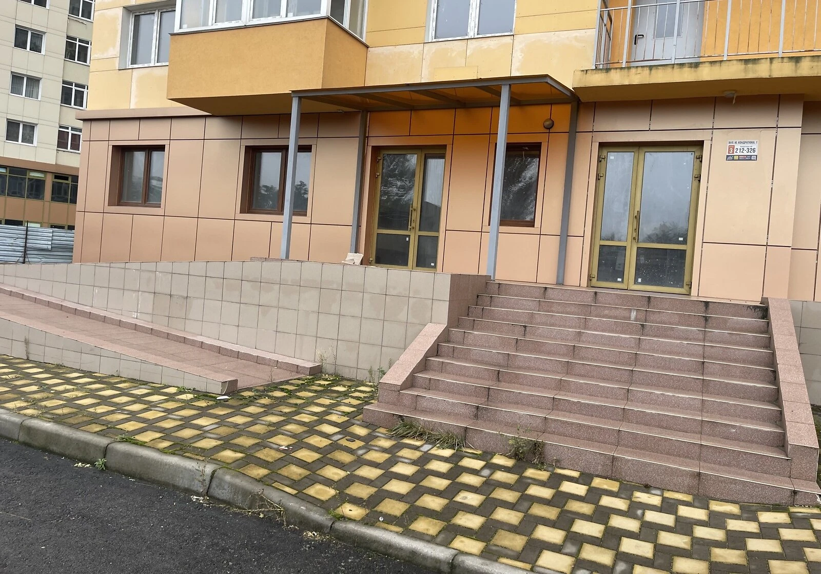 2-кімнатна квартира, Мінський Масив: новобудова 2021 року, цегляні стіни, фото 3