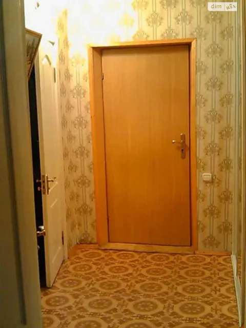 3-кімнатна квартира, Київ: роздільні кімнати, паркет, балкон - фото 2