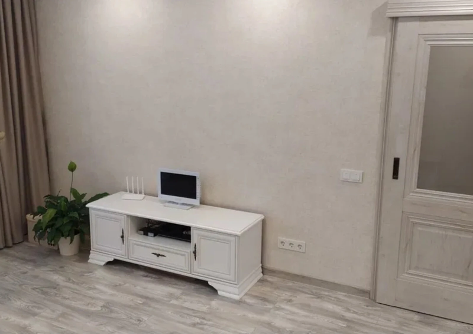1-кімнатна квартира, Шостка: євроремонт, роздільний санвузол - фото 1