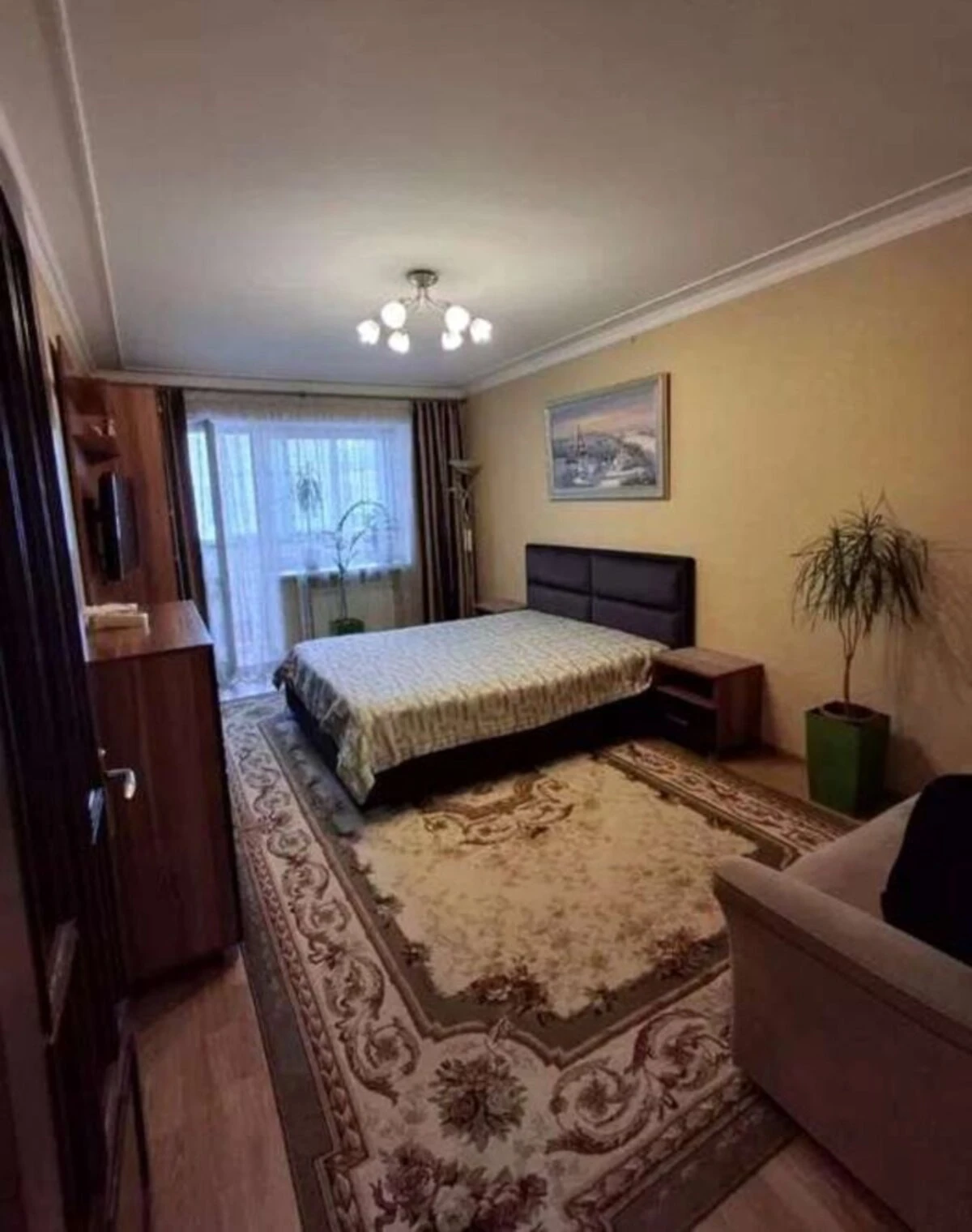 1-кімнатна квартира, Татарка: кухня-студія, євроремонт - фото 1