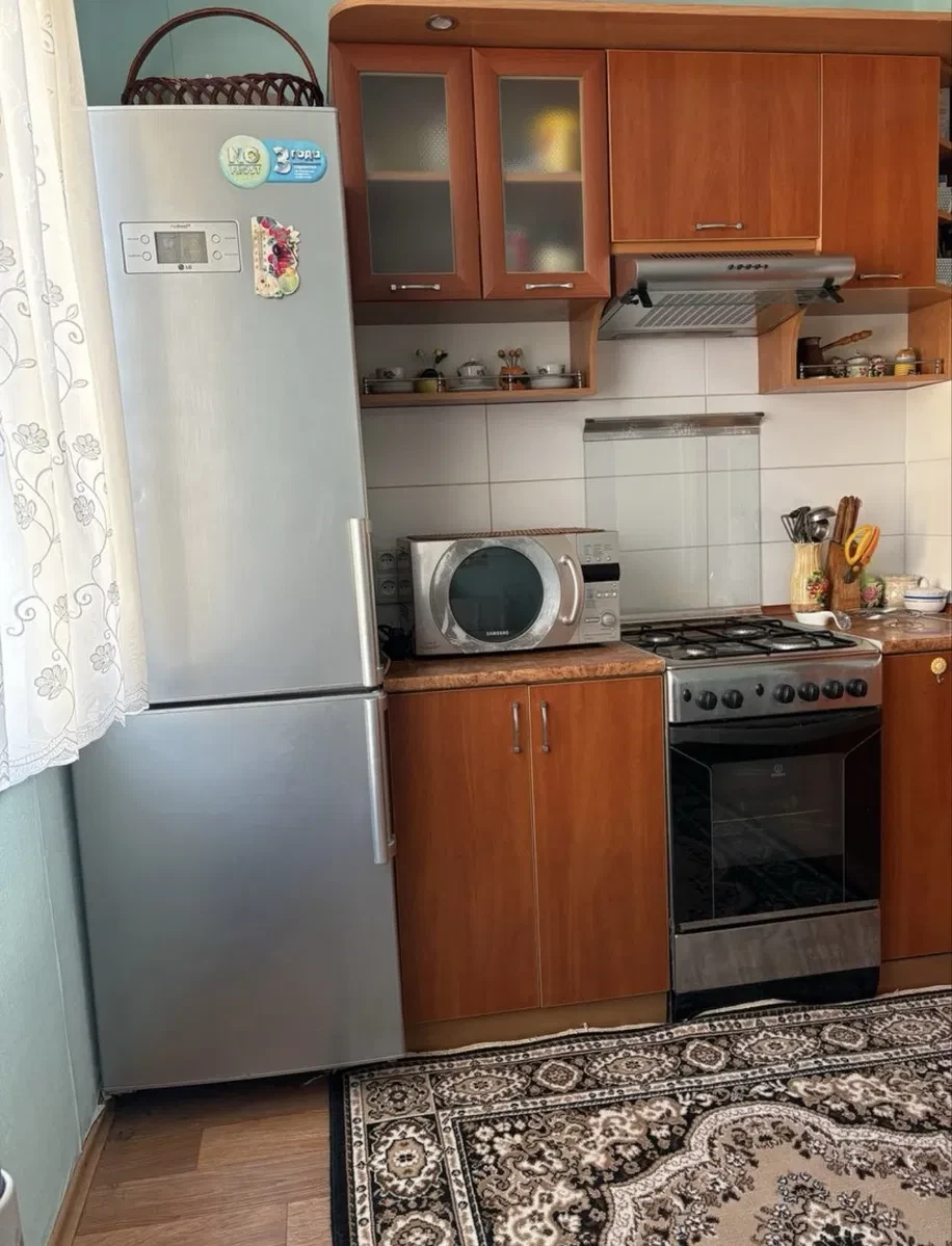 2-комнатная квартира, Черкасское: мебель и техника, вода 400 л - фото 4