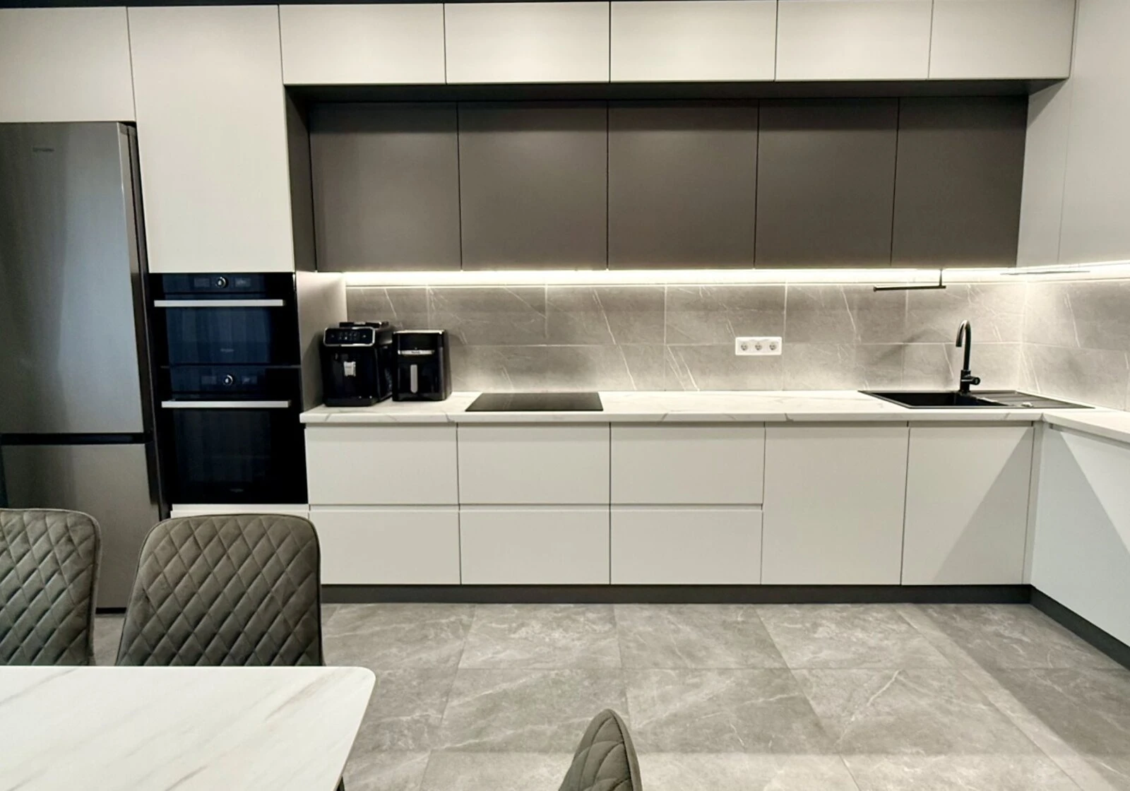 2-кімнатна квартира, Осокорки: кухня 17,6 м², будинок 2021 року - фото 2