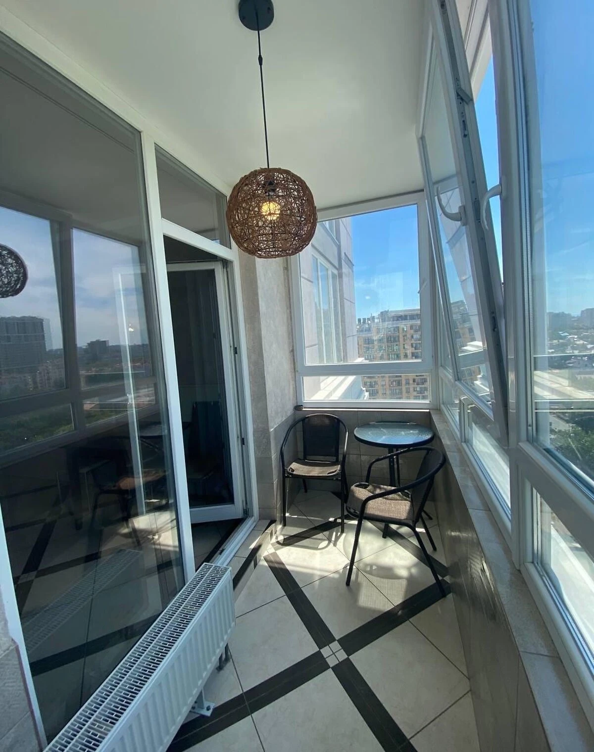 2-комнатная квартира, Аркадия: кухня 12 м², кондиционер, фото 4