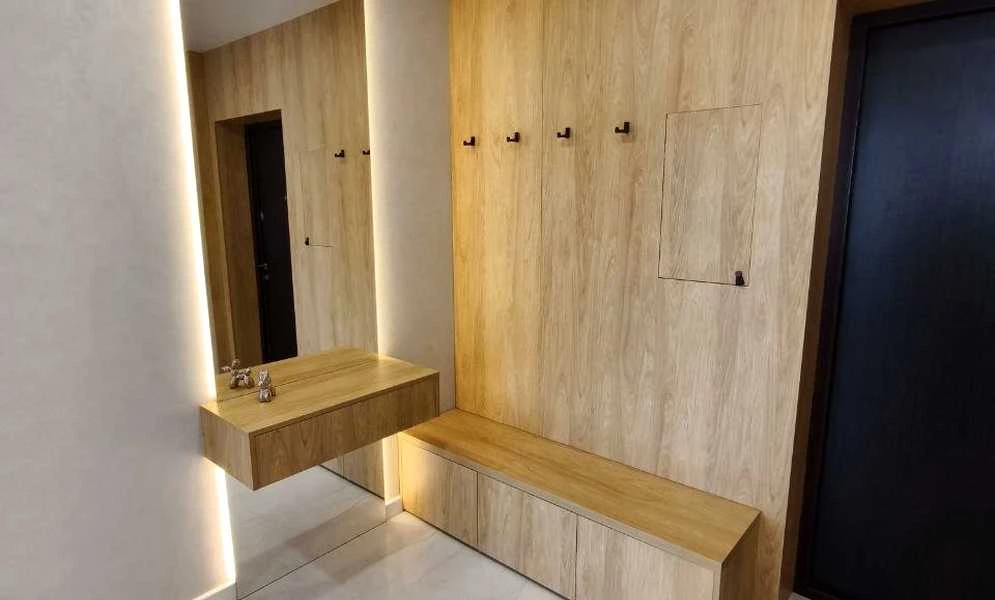 2-комнатная квартира в ЖК Варшавський Плюс: резервное питание, авторский ремонт, фото 5