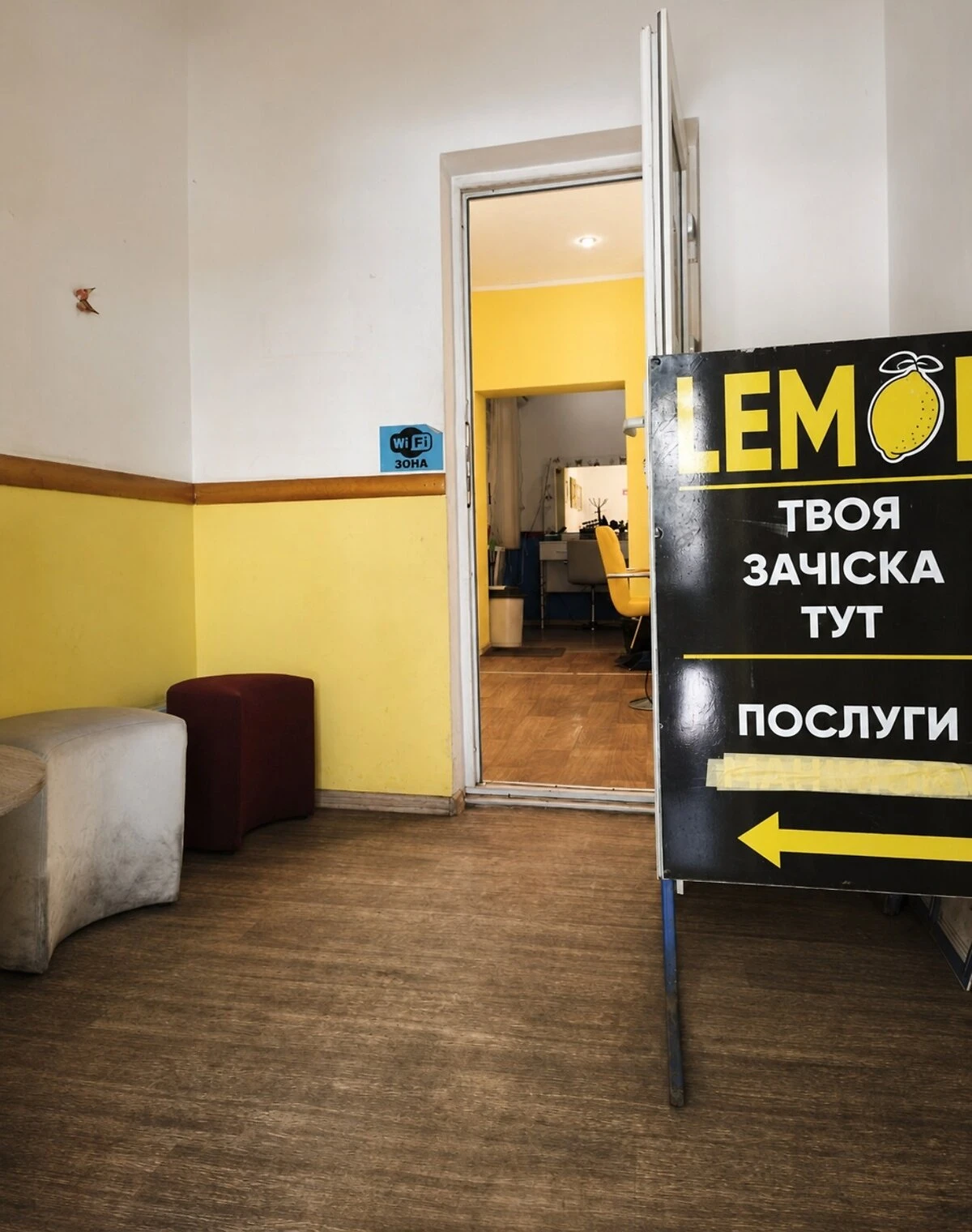 Комерційне приміщення, Центр: захисні ролети, відкрита стоянка - фото 3