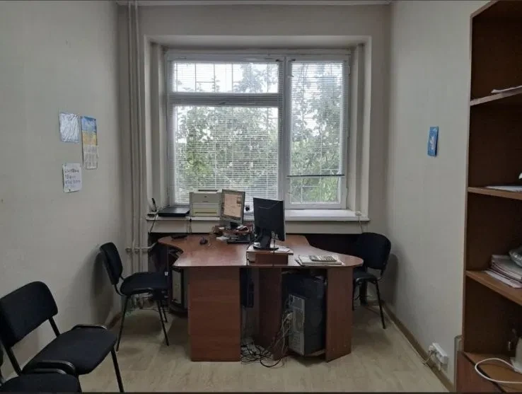 Офіс, Котельва: окрема будівля, власна котельня - фото 1