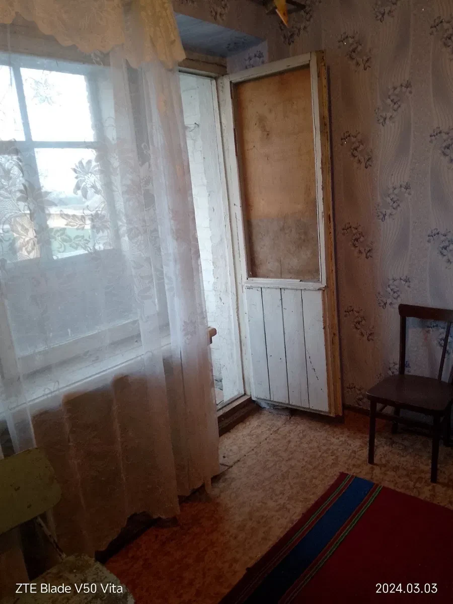 2-комнатная квартира, Весёлое: без ремонта, большой балкон, фото 3
