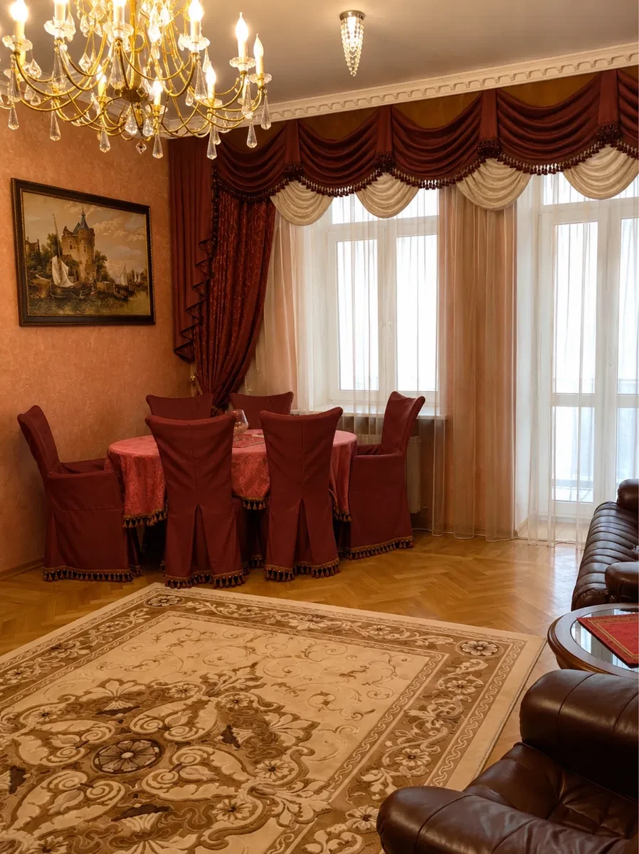 5-кімнатна квартира, Печерський: історичний центр, авторський ремонт