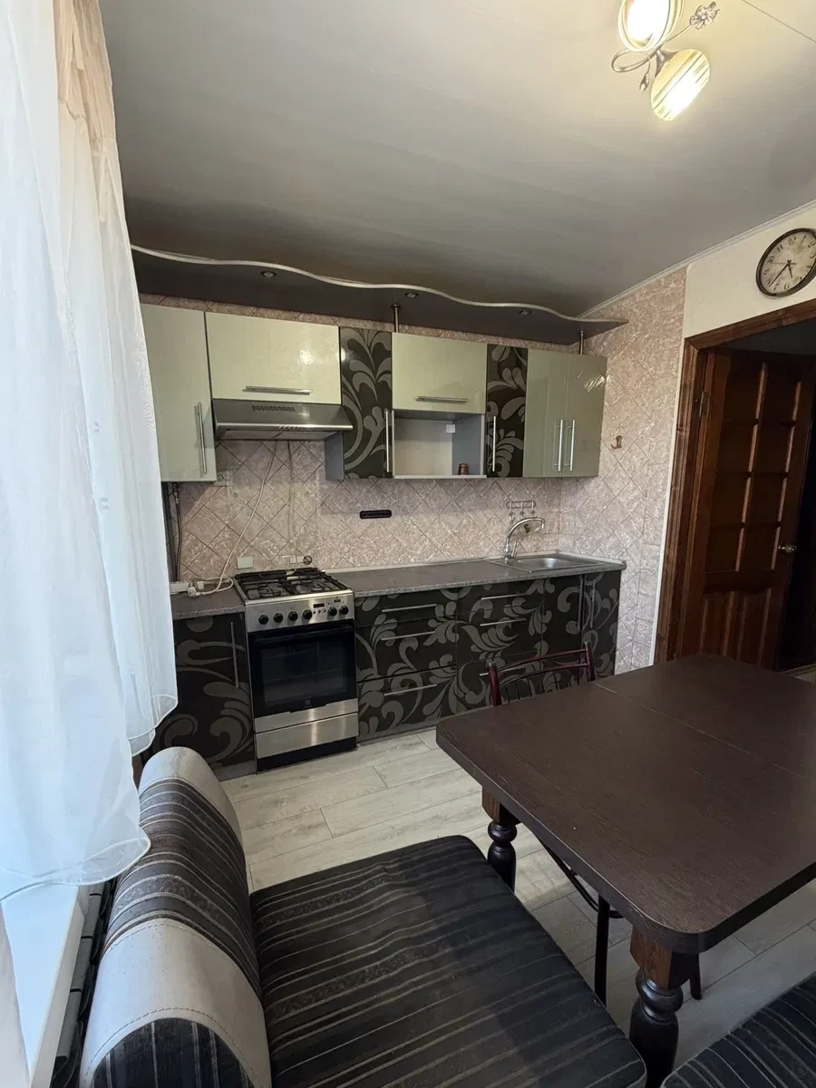 2-кімнатна квартира, Полтава: косметичний ремонт, без тварин
