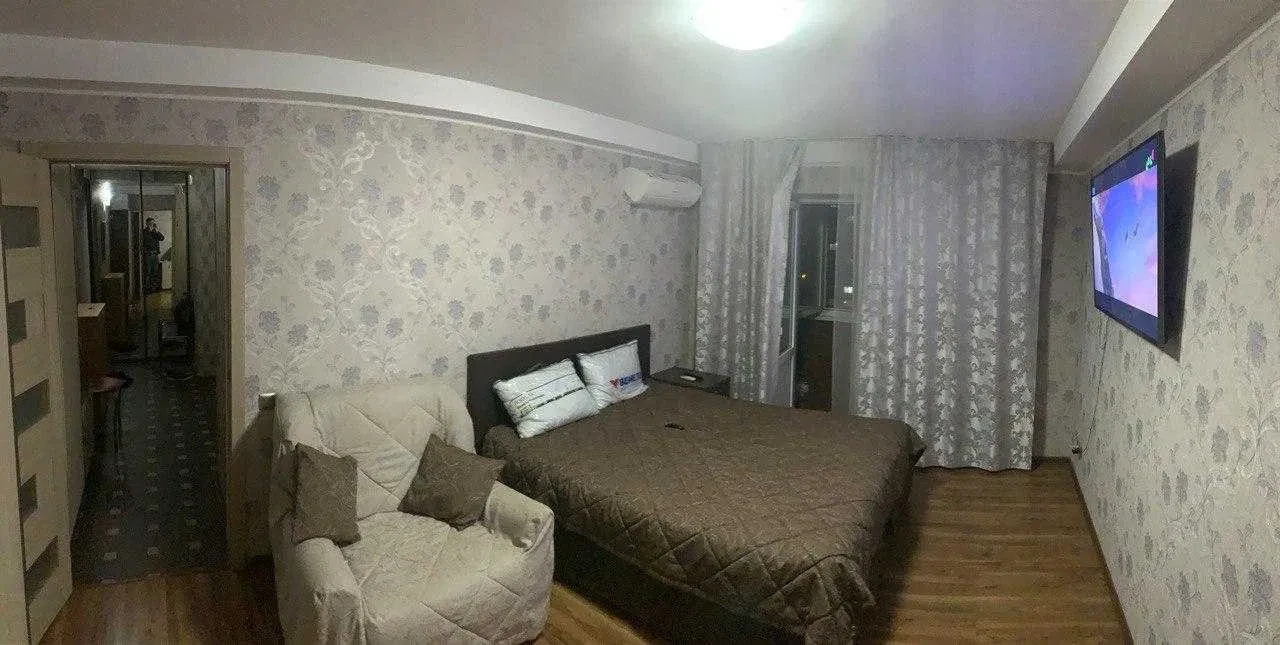1-комнатная квартира, Дарницкий: закрытая парковка, лесопарк - фото 1