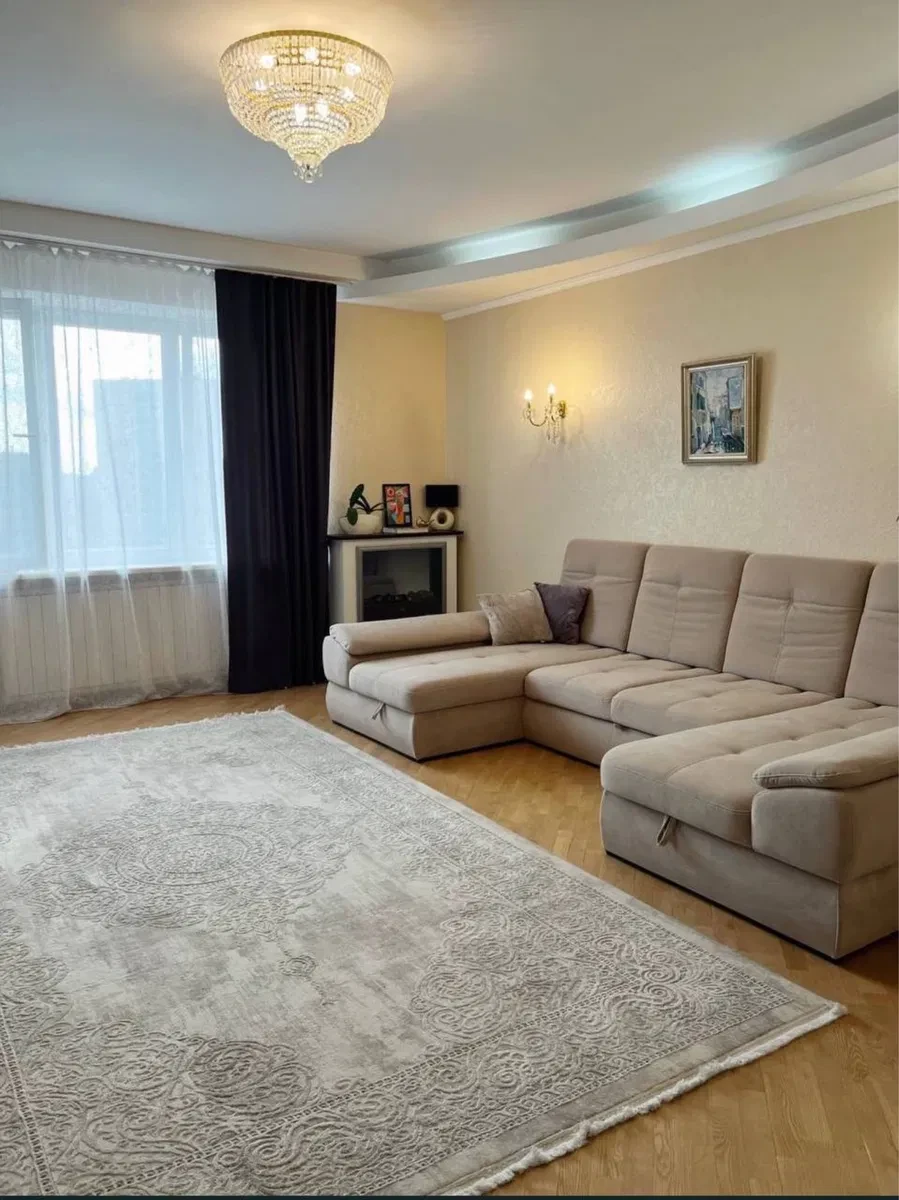 4-комнатная квартира в ЖК ОАЗИС: евроремонт, кухня 45 м² - фото 3