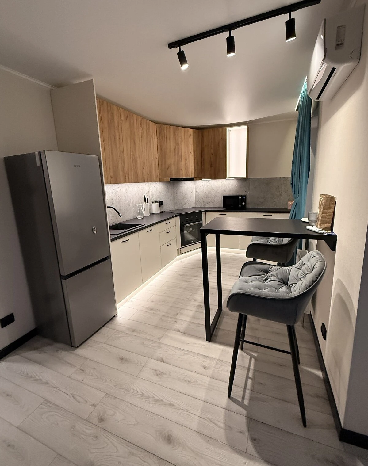 2-кімнатна квартира, Теремки-2: укриття, ліфт і вода без світла - фото 2
