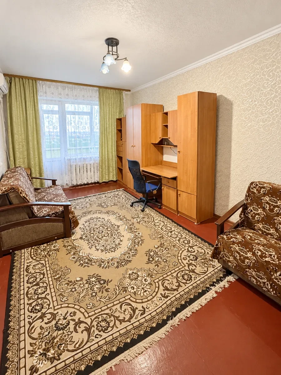 1-кімнатна квартира, Леваневського: косметичний ремонт, балкон - фото 1