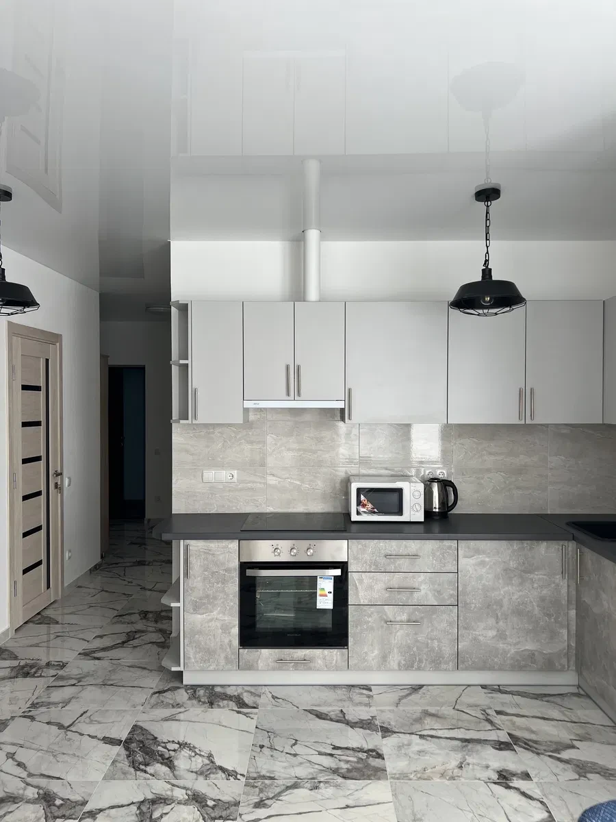 2-кімнатна квартира, Виноградів: центр, кухня 20 м² - фото 3