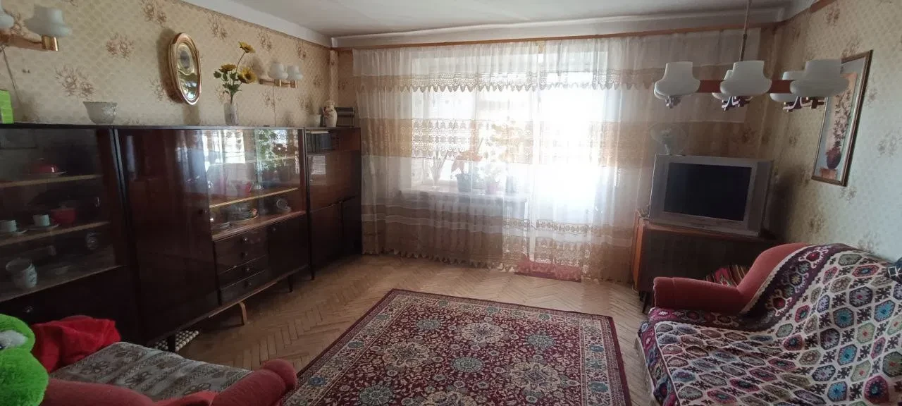 3-кімнатна квартира, Шевченківський: вид на парк, метро Берестейська за 5 хв - фото 3