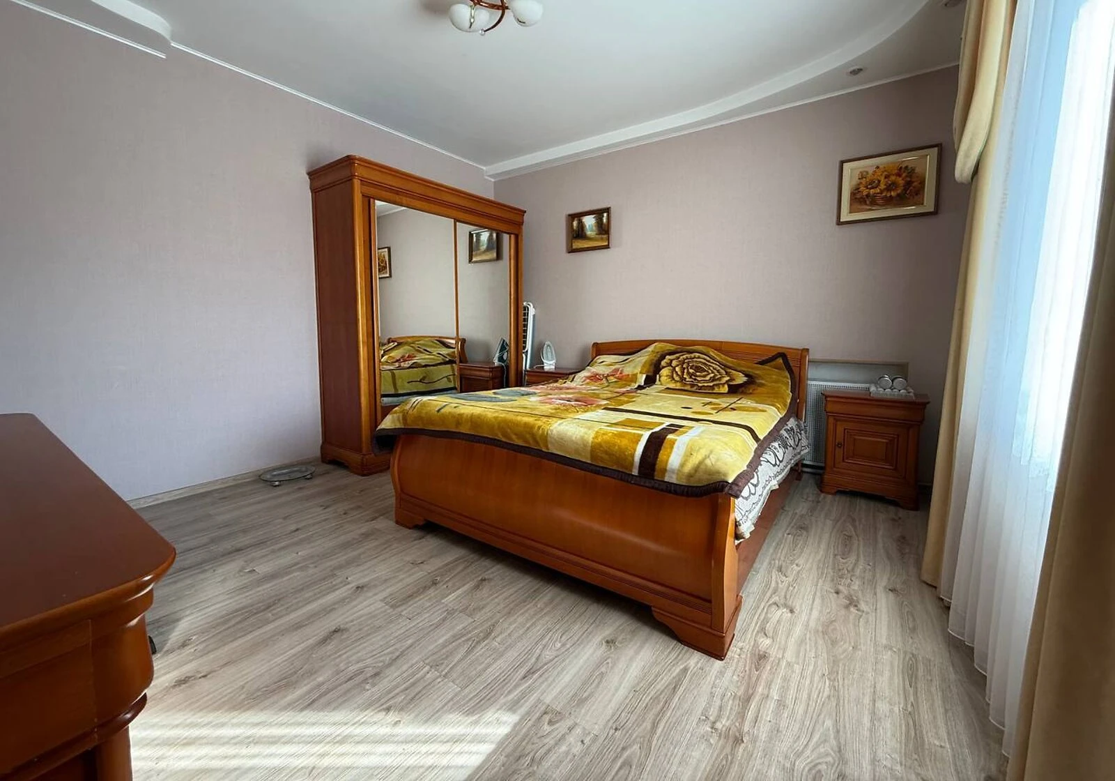 3-кімнатна квартира, Робоча: закріплене паркомісце, укриття в будинку - фото 4