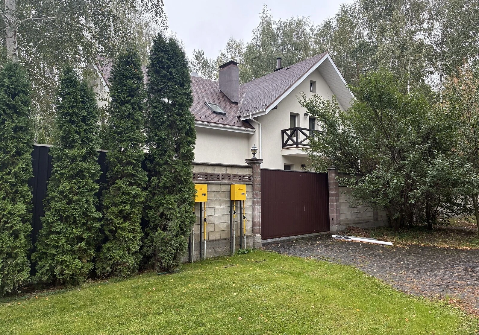 Будинок, Хотянівка: дизайнерське оформлення, 4 спальні, тераса