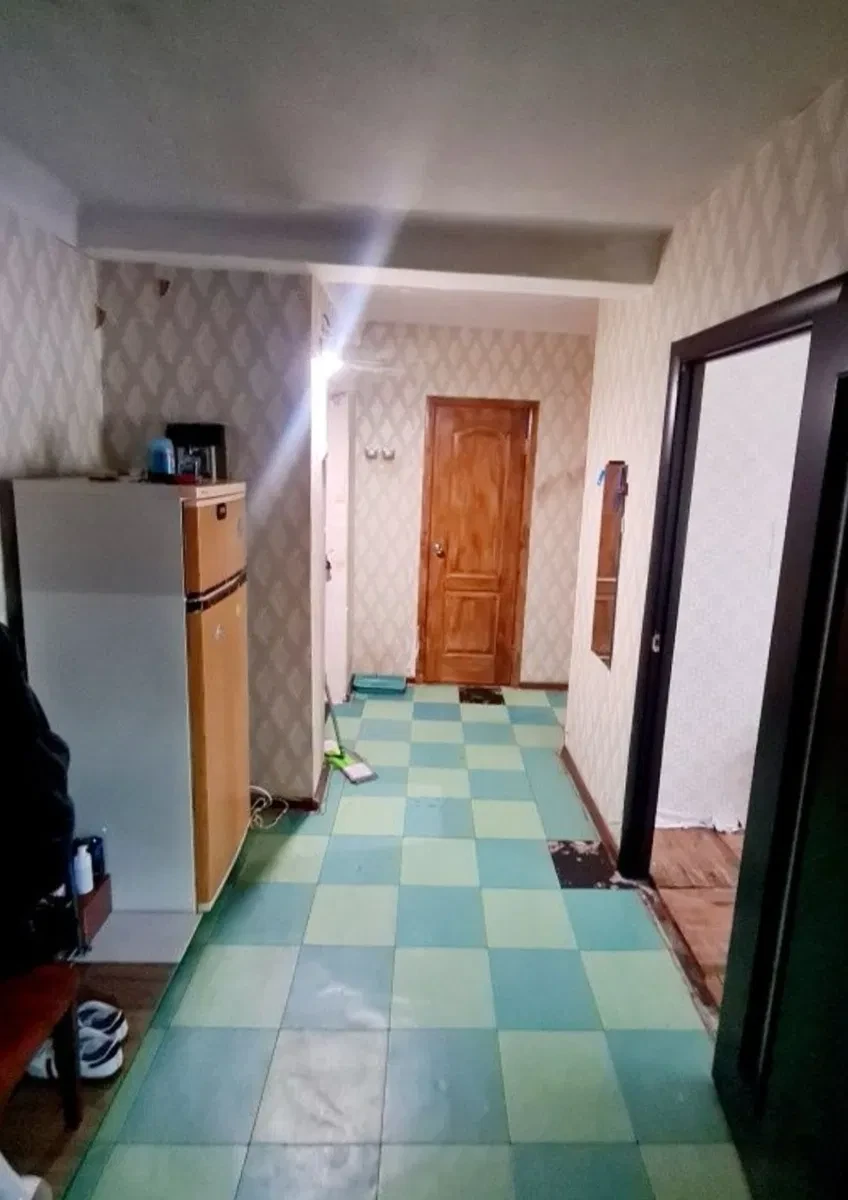 2-кімнатна квартира, Хортицький: частковий ремонт, пластикові вікна