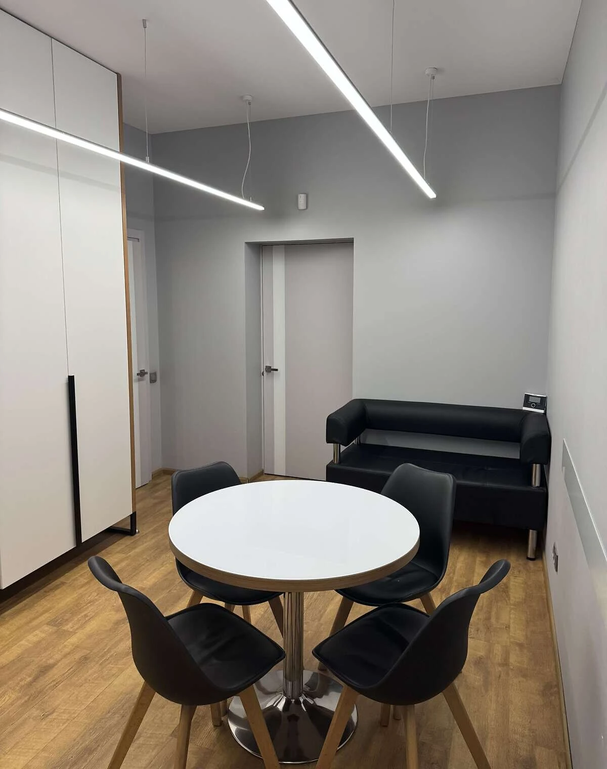 3-кімнатна квартира, Центр: євроремонт, газове опалення, фото 5