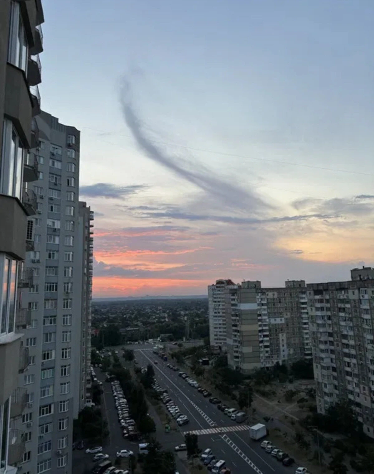 3-кімнатна квартира, Троєщина: євроремонт, панорамні вікна - фото 1