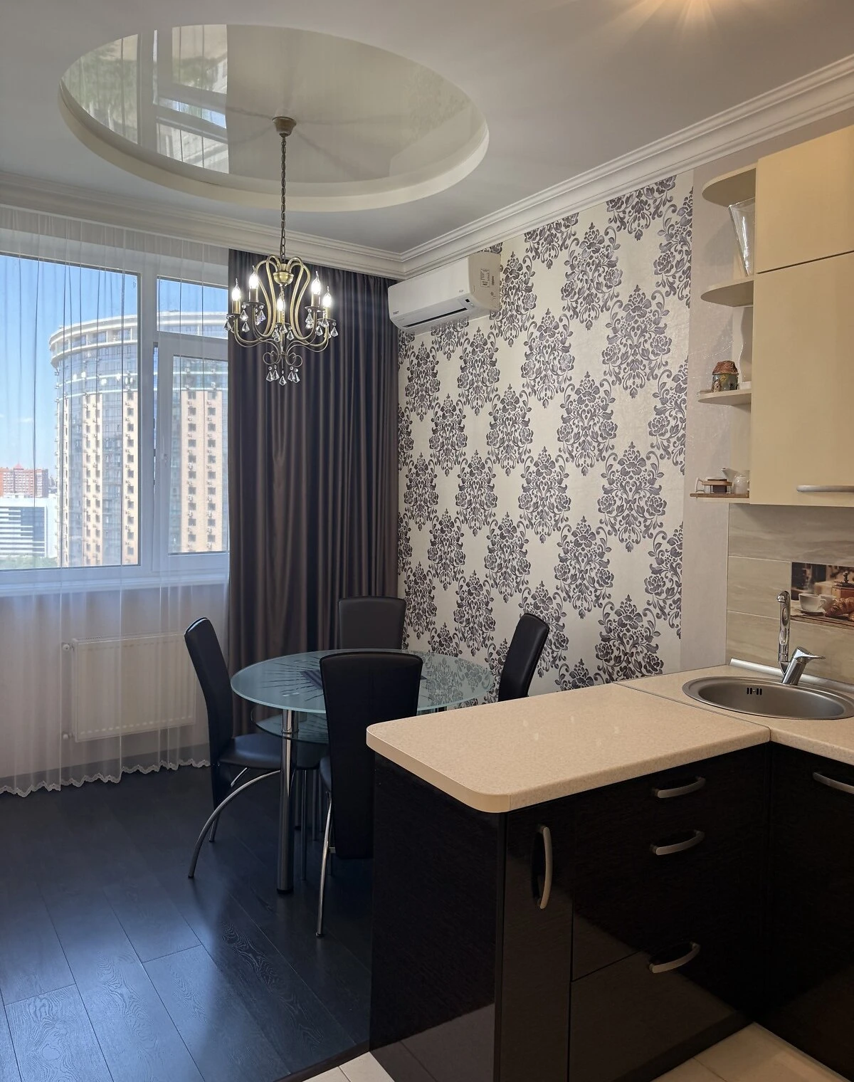 1-кімнатна квартира, Аркадія: кухня-студія, опалення без світла - фото 1