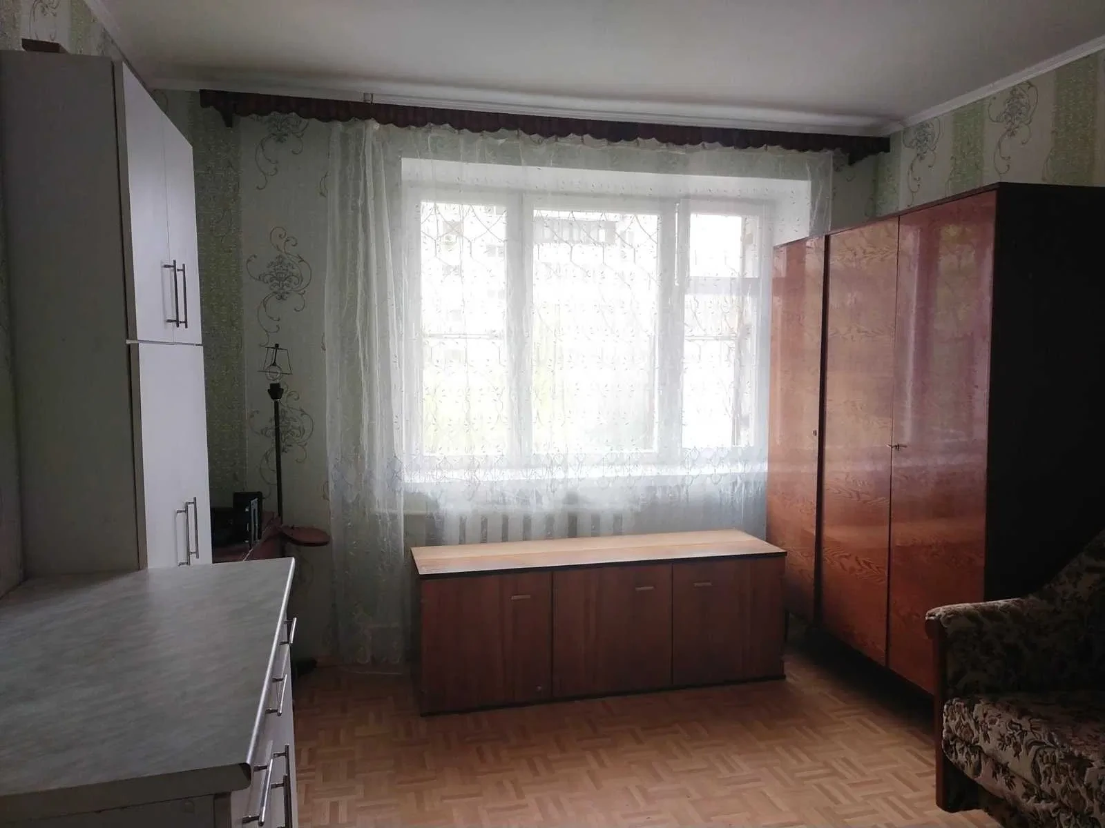 Студія, Пересипський: косметичний ремонт, меблі, гостьовий паркінг - фото 2