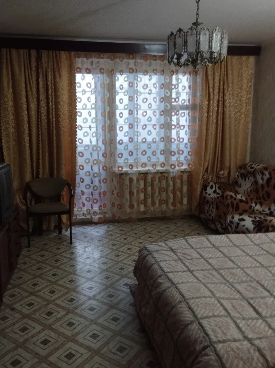 1-кімнатна квартира, Шуменський: євроремонт, лоджія 6 м - фото 1