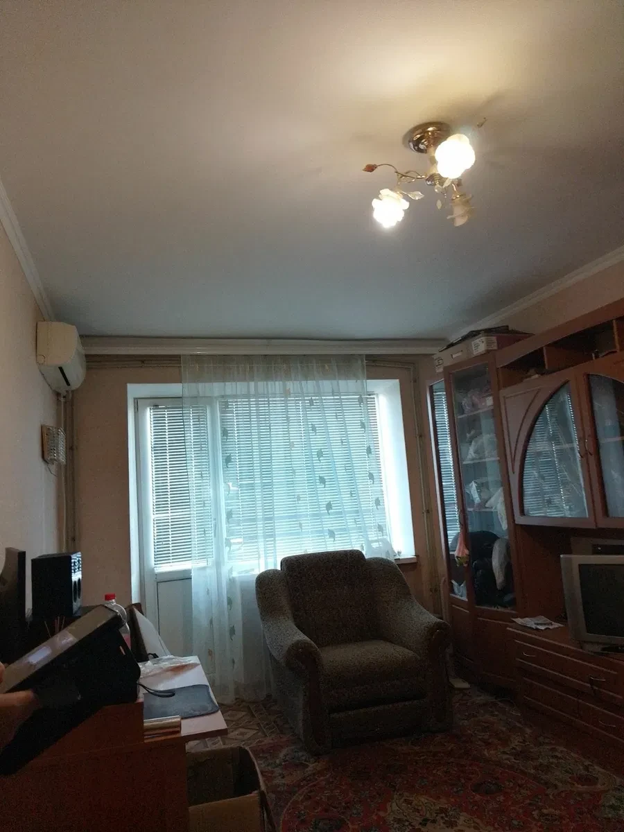 1-кімнатна квартира, 8 квартал: косметичний ремонт, газове опалення - фото 2