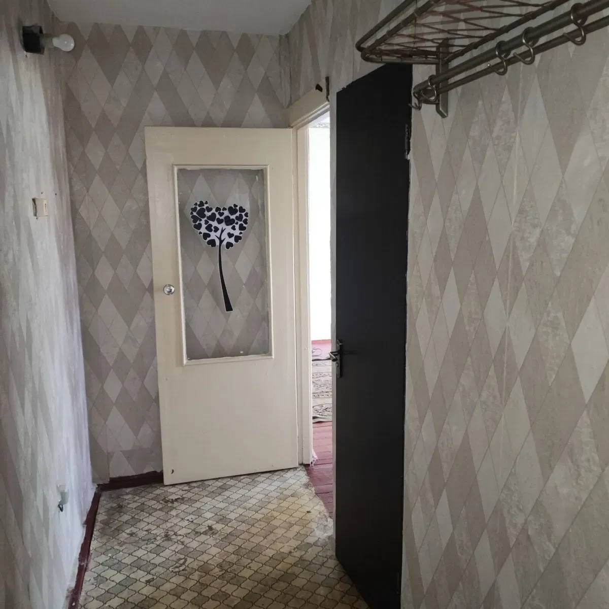 1-кімнатна квартира, Центрально-Міський: косметичний ремонт, балкон - фото 2