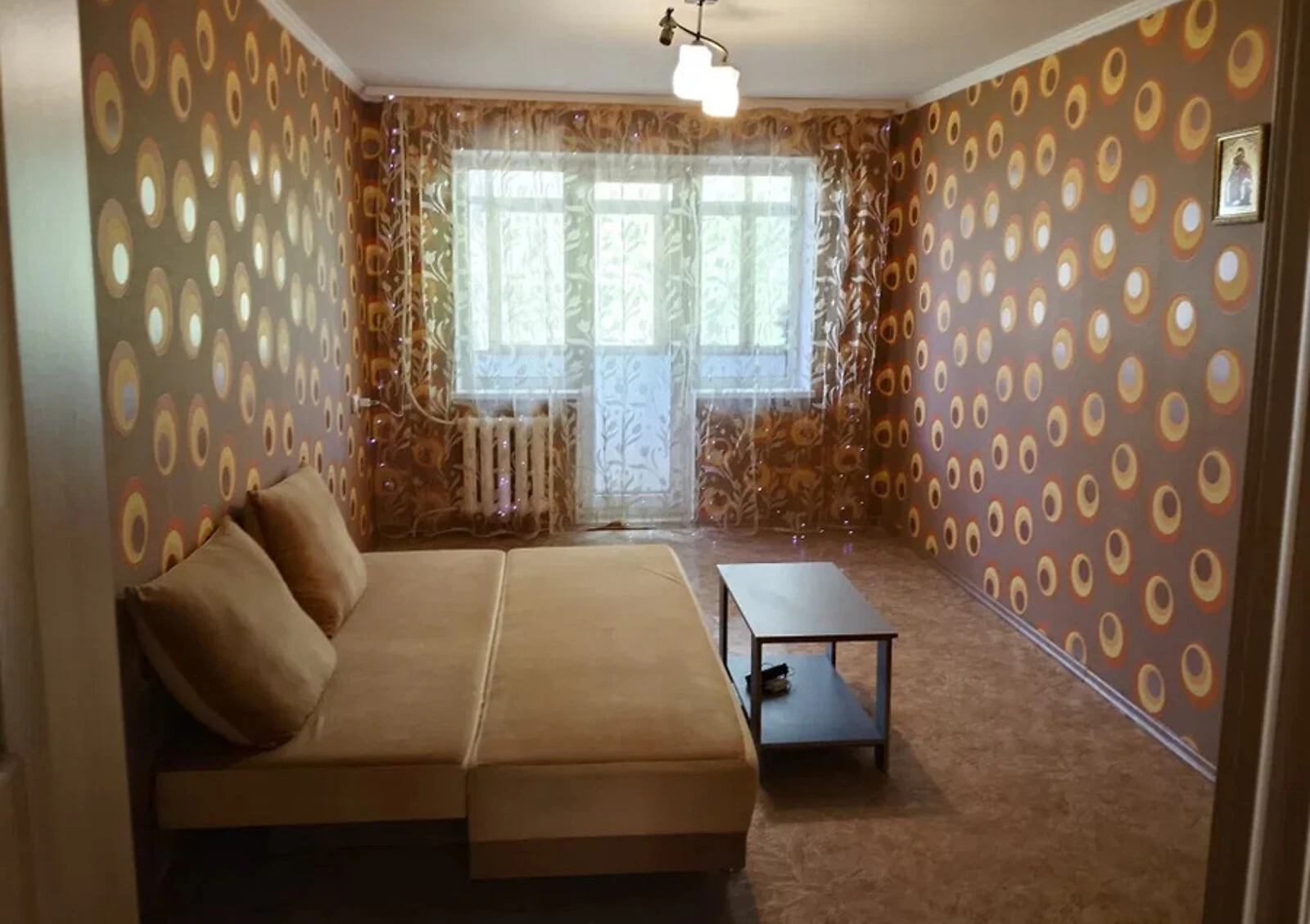 2-кімнатна квартира, Кривий Ріг: балкон, внутрішній двір - фото 1