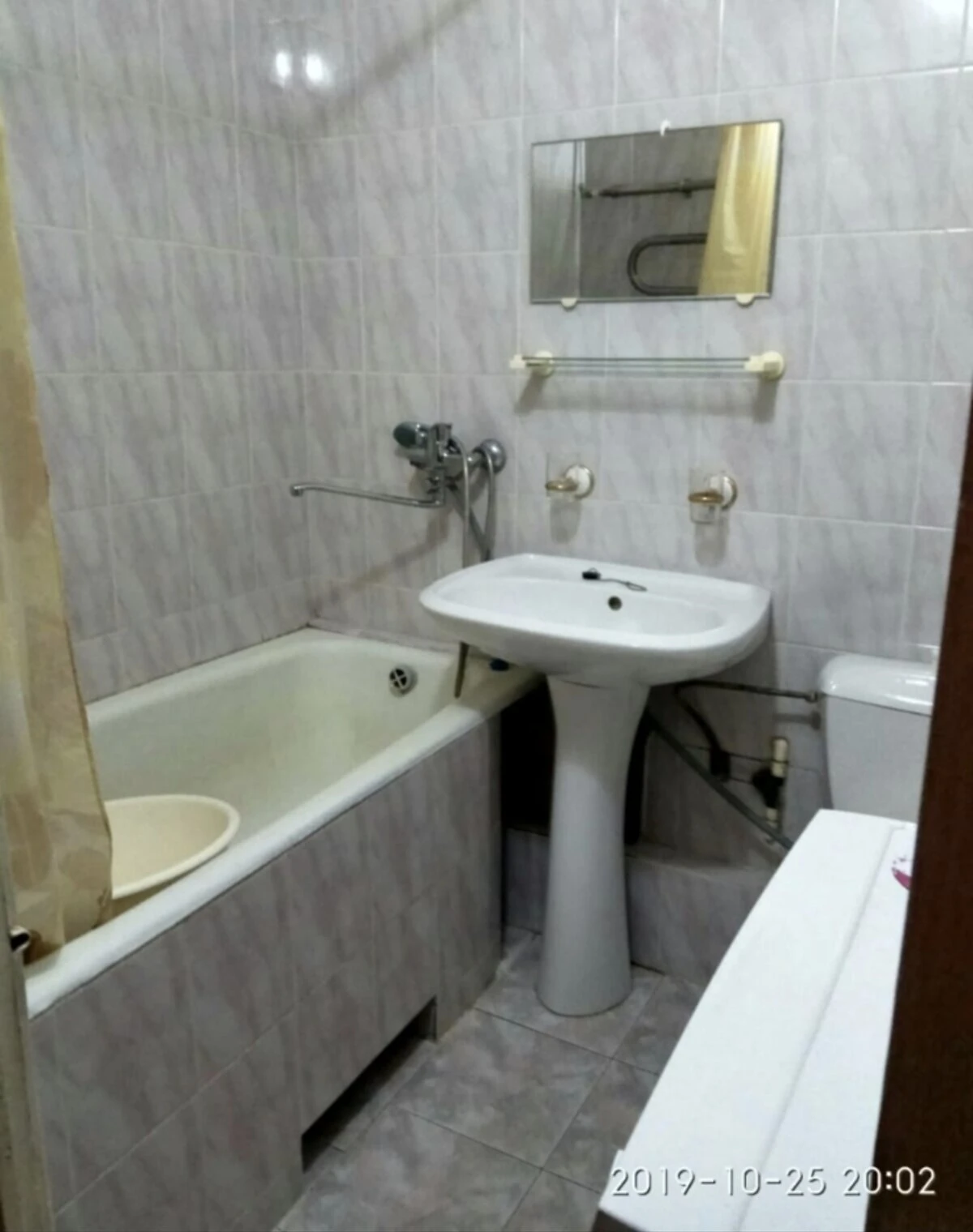 3-кімнатна квартира, Вишневе: косметичний ремонт, цегляні стіни, фото 5