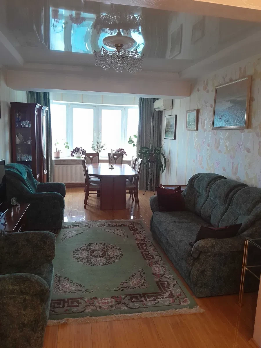 3-кімнатна квартира, Шевченківський: метро Нивки за 200 м, власна парковка - фото 3