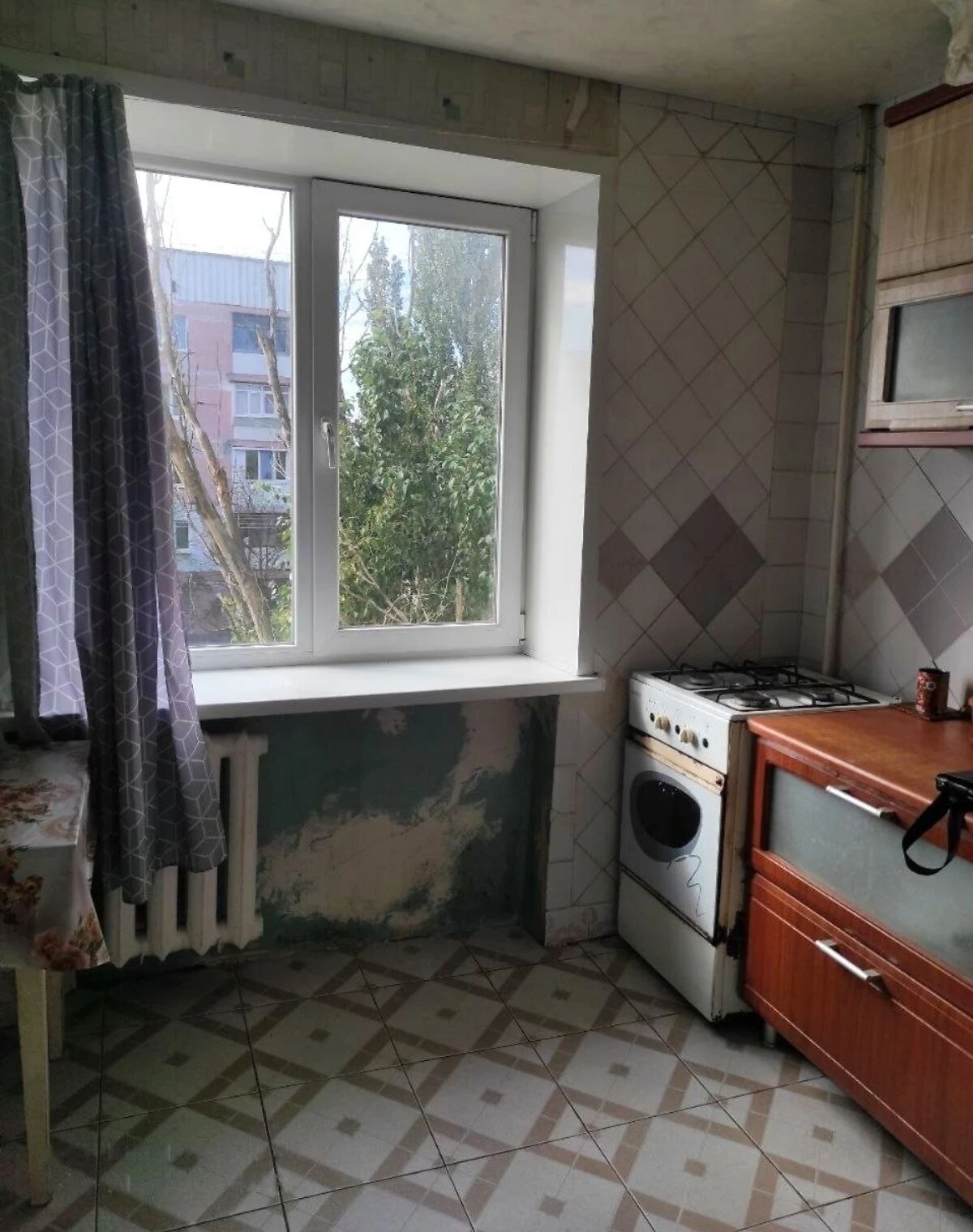 2-кімнатна квартира, Комунарський: косметичний ремонт - фото 1